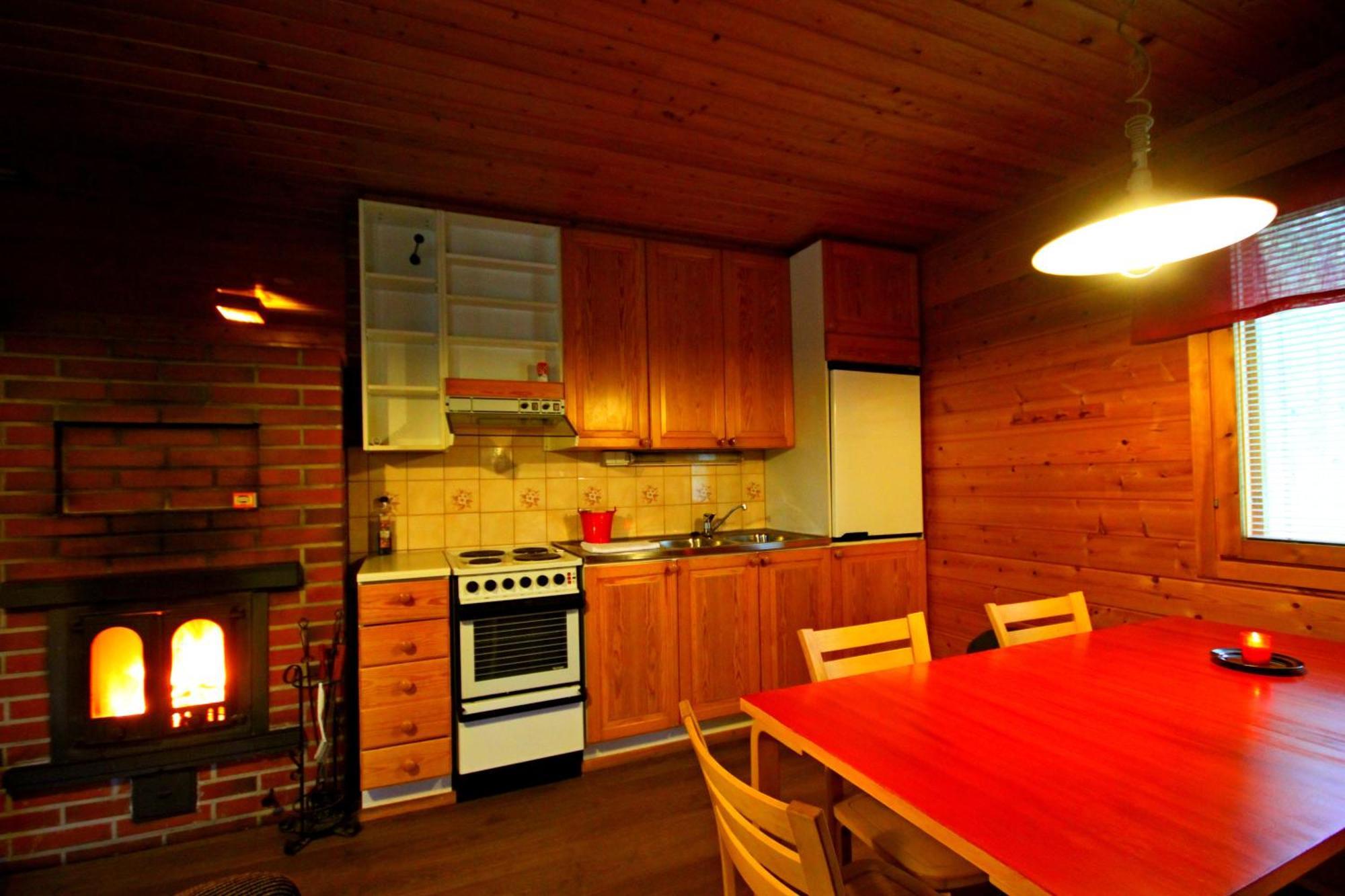 Ukonjaerven Holiday Village Ivalo Quarto foto