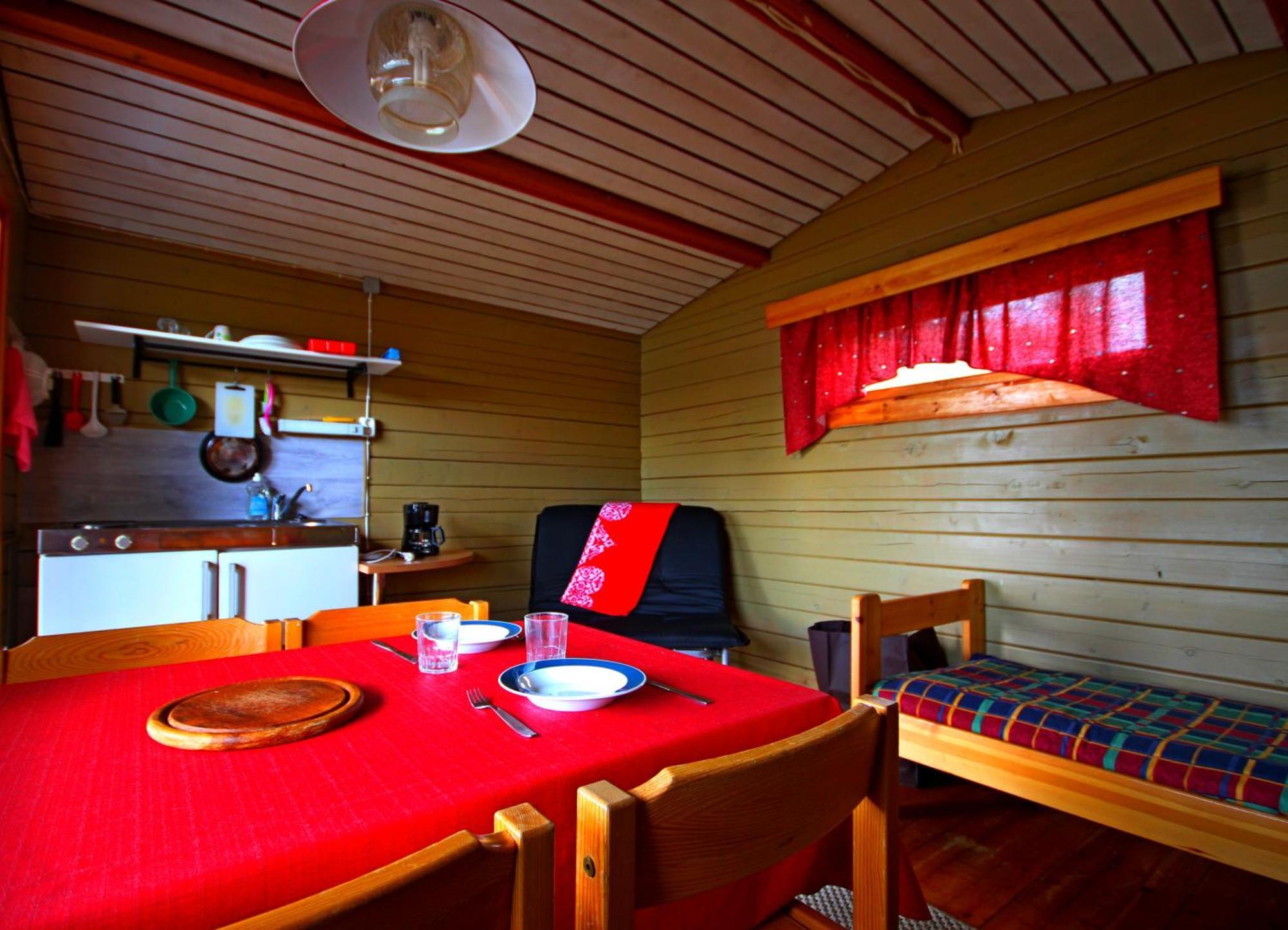 Ukonjaerven Holiday Village Ivalo Quarto foto